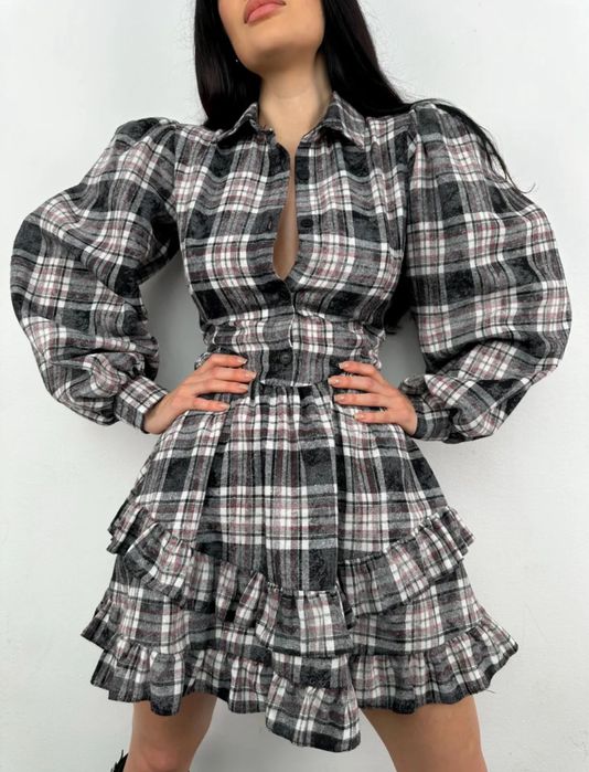 Продам платье M (42-44), плотный материал (весна-осень)