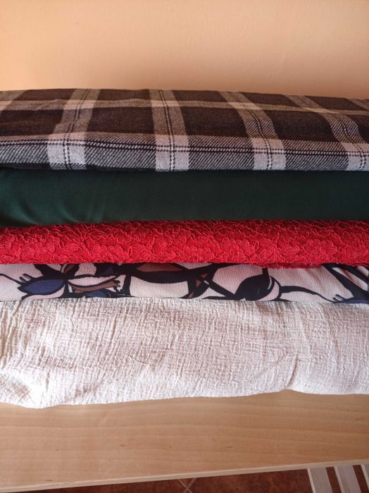 Tesaturi textile pentru haine dama