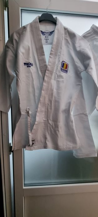 Kimono-uri 140cm arte martiale si  accesorii