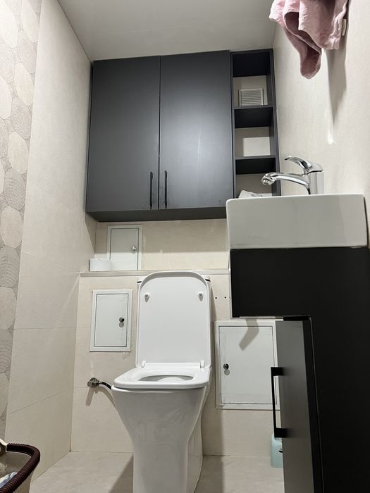 Срочно сотилади 76 кв 2 хонали евроремонт