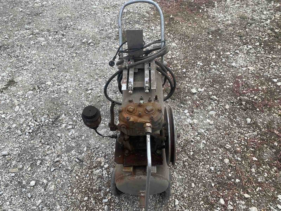 Компресор за въздух 60литра  без ел мотор