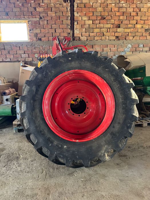 Гуми с джанти за трактор 540/65R30 FIRESTONE MAXI TRACTION и 650/65R42