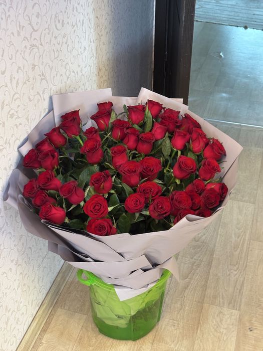 Букет из 51 красных роз