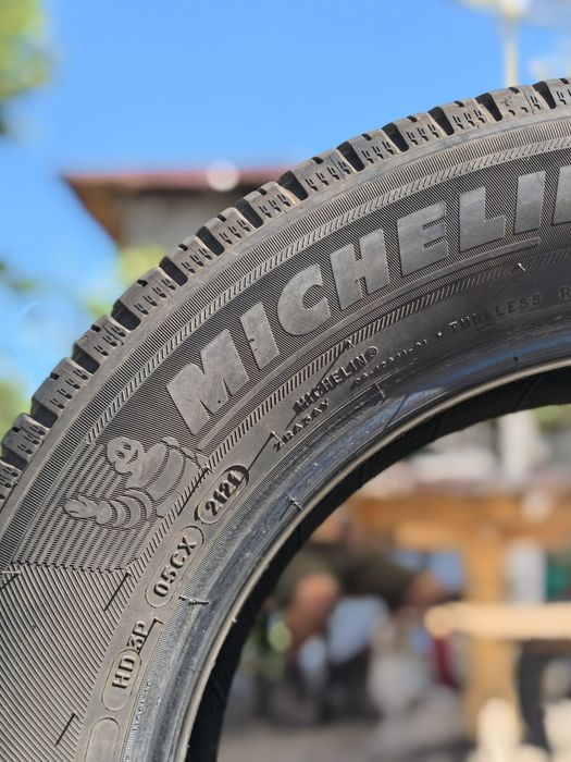 Mishelin CrossClimate 225/55 16