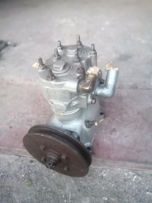 Продам автомобильную камиру 12. 00R20