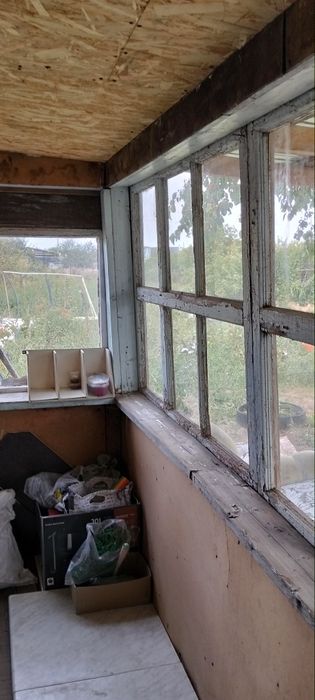 Продам дачу в городе.