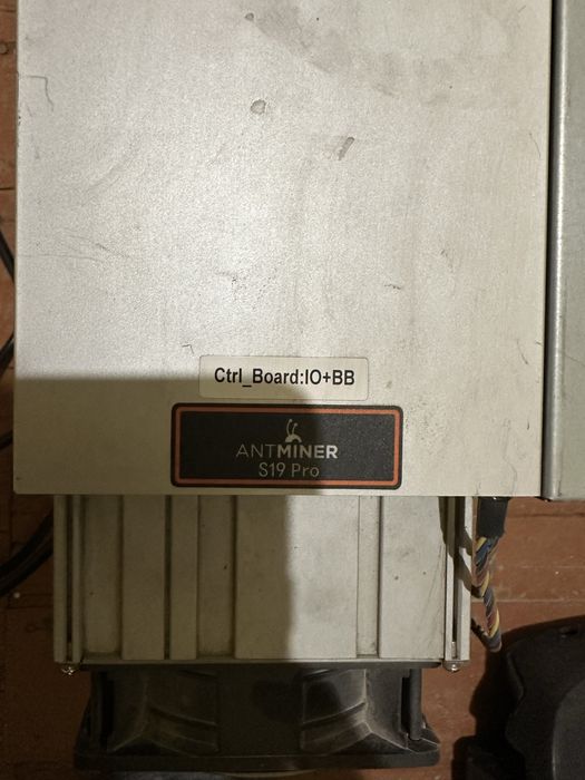 Асик Майнер S19 j pro 104 терахеш