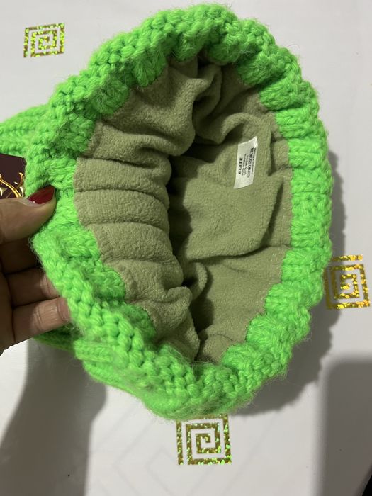 Продам шапку  срочно