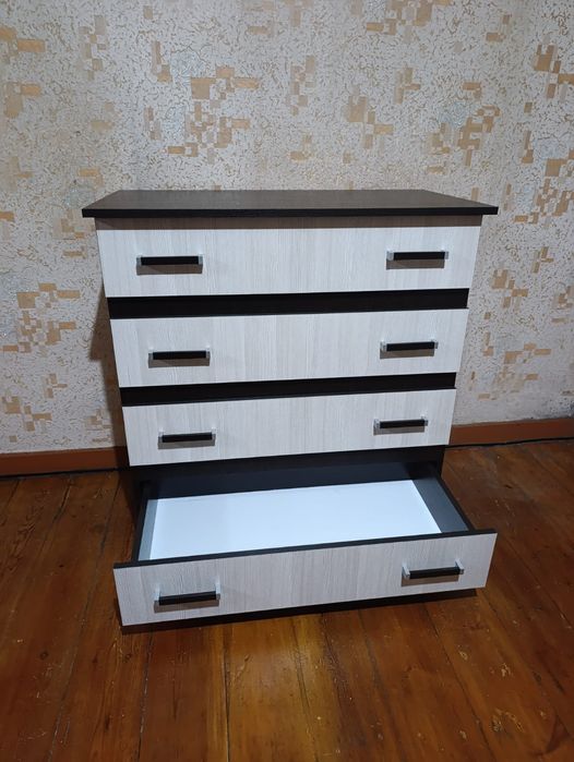 Продам бельевой комод