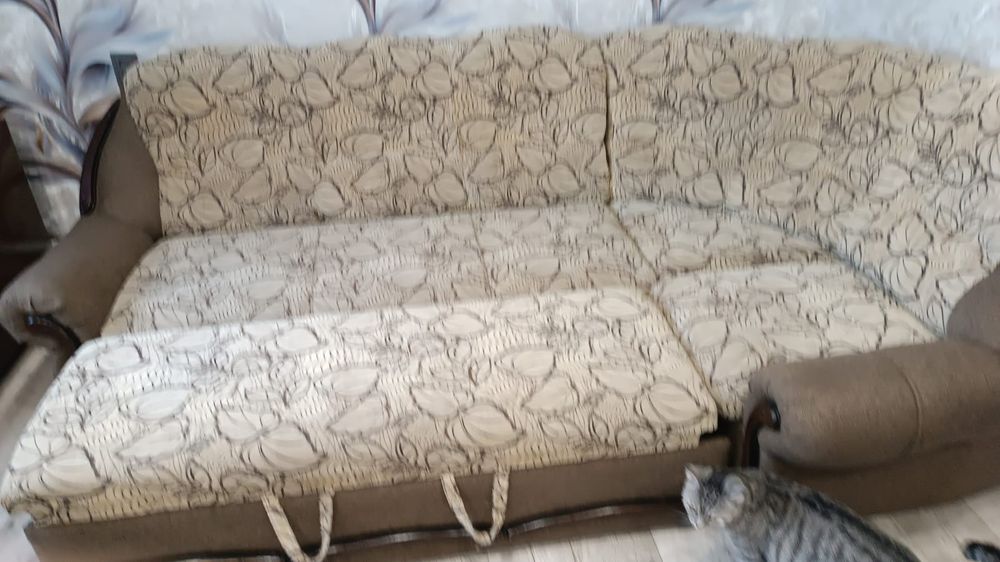 Диван для гостиной