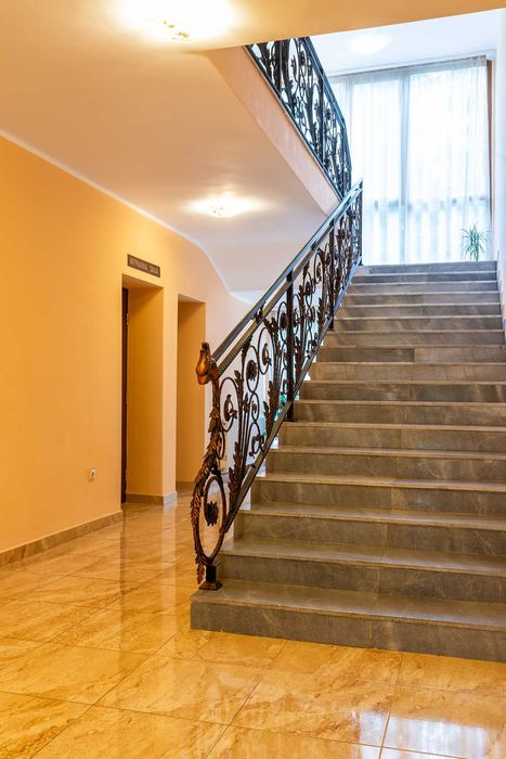 Продава се Хотел в с. Паничище, Област Кюстендил - 2250 кв.м за 1289 €/кв.м - Снимка #4
