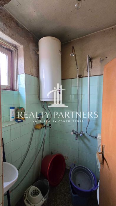 Продава се Къща в Перник, Изток - 240 кв.м за 400 €/кв.м - Снимка #18