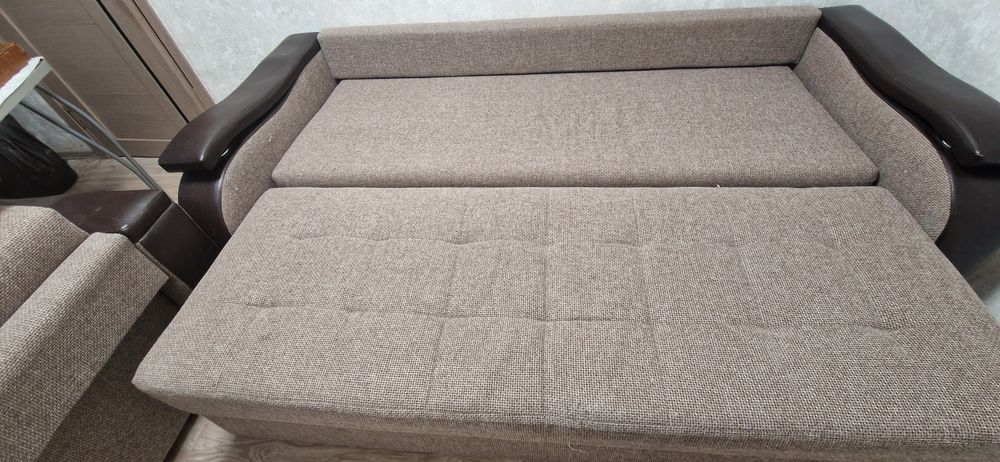 Продам Диван + кресло  Торг