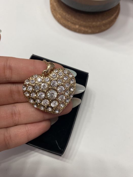 Колие на AVON