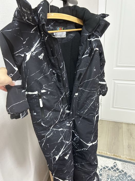 Продаю детский комбинезон