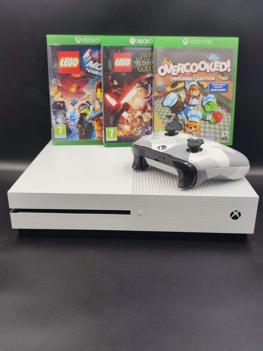 Xbox one S (3 jocuri fizice la alegere ) !