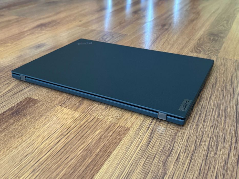 14' Full HD Ryzen 7 PRO 5850u Lenovo ThinkPad T14s Gen 2 16GB LPDDR4X/512GB NVMe/Radeon Pro