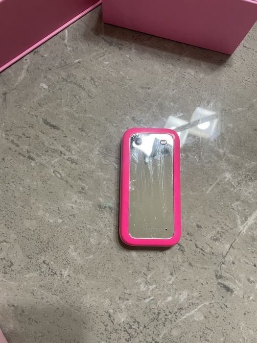 HMD Barbie телефан за момиче