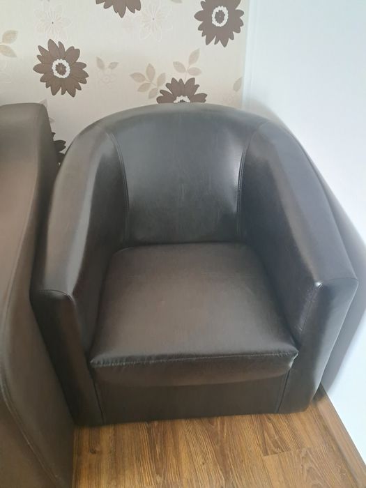 2 Fotolii în stare foarte bună