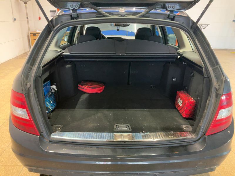 Mercedes-Benz C-Klasse C 200 CDI T BlueEfficiency Classic 2012