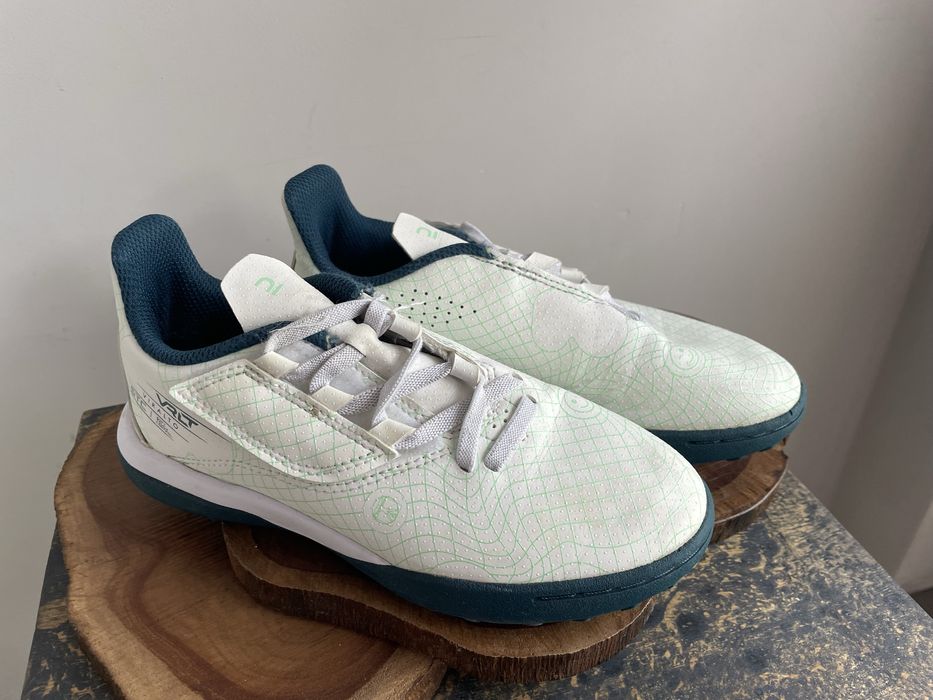 Футболни обувки Kipsta