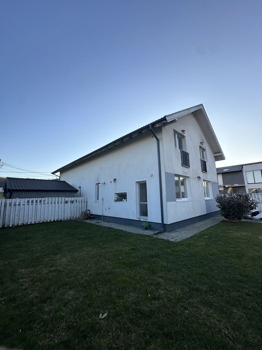 Casa de inchiriat Livezeni Mures