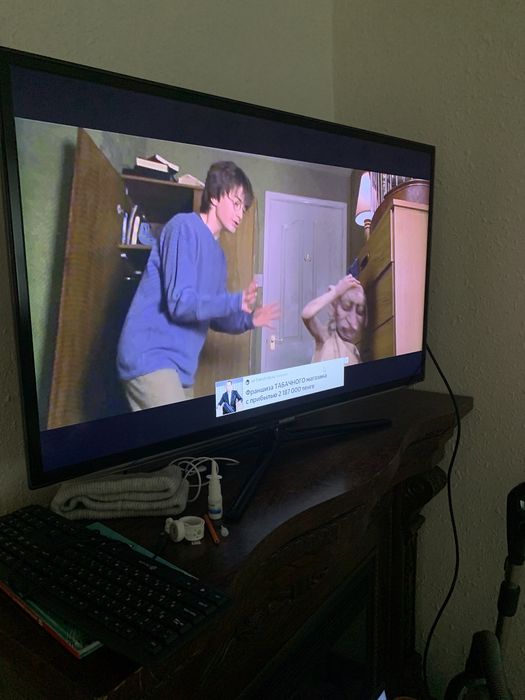 Телевизор ЖК. . . . . . . . .