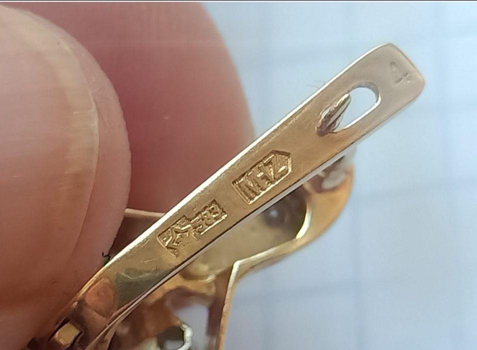 Продам брилиантовый набор