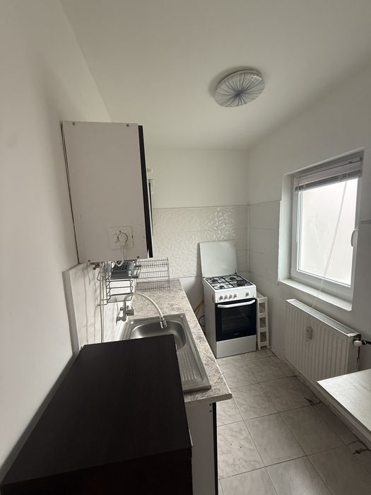 Proprietar inchiriez apartament 1 camera