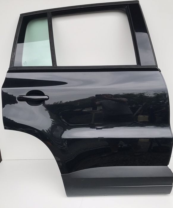 Usa dr spate vw TIGUAN cod culoare LC9X