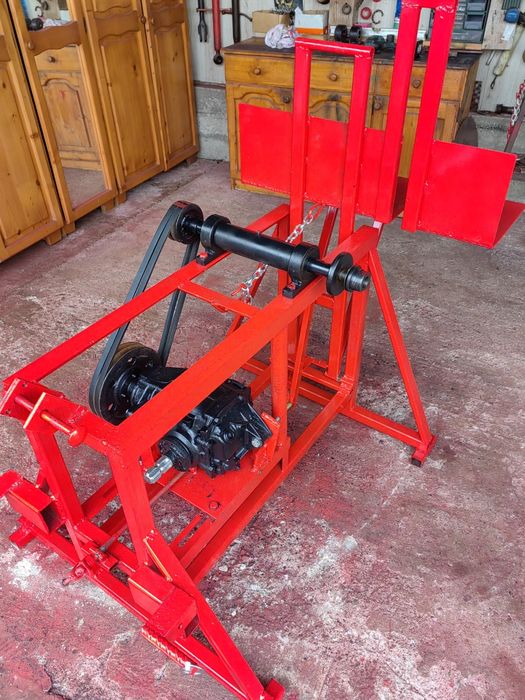 Circular dupa tractor