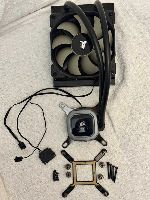 Водно охлаждане Corsair H60 120mm AIO