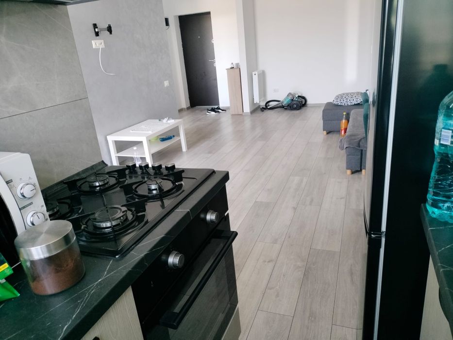 Vand apartament 2 camere tip studio
