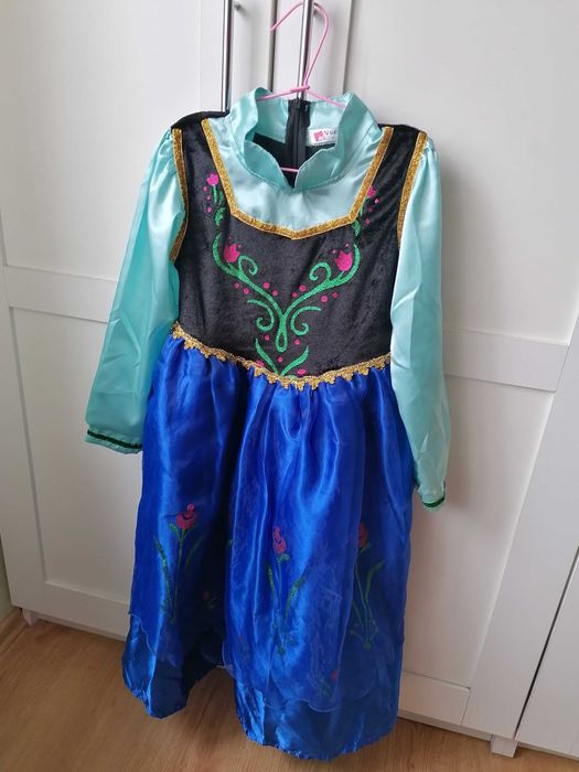 Костюм рокля на Ана 130 см