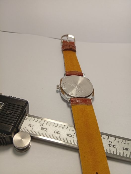 Руски мъжки ръчен кварцов часовник  POLJOT  ПЛЕТ.