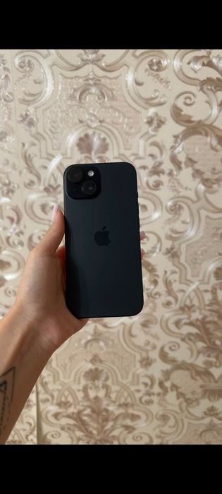 Продам iPhone 15
