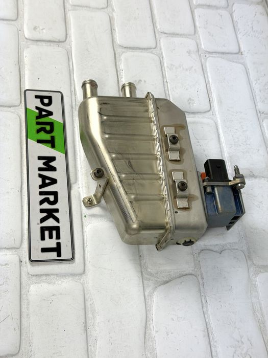 Топлообменник AUDI A6 A7 C8 E TRON Q8 E TRON VW PASSAT B8 3Q0963231E