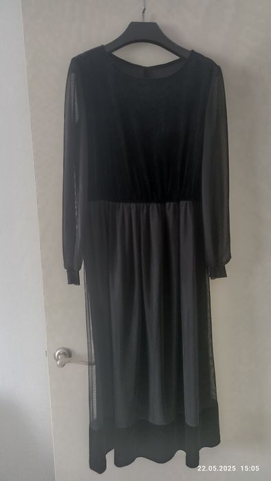 Футболки разные летние и свитшот