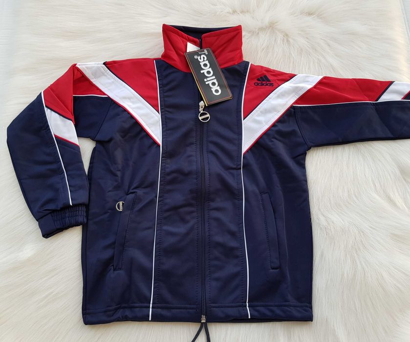 Детски екип Adidas 6-7 години - НОВ