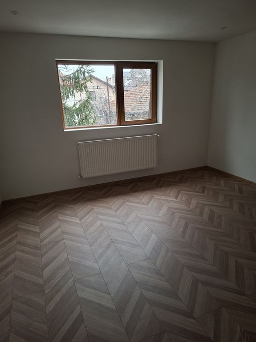 vand.casa din.caramida.px1 zona crlng