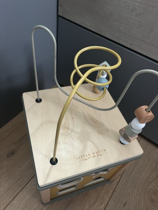 Дървен Мултиактивен Куб на Little Dutch