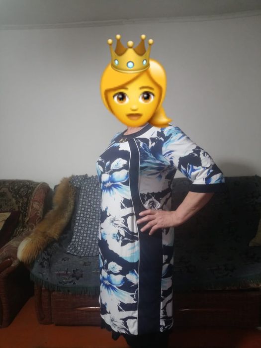 Продам платья новые