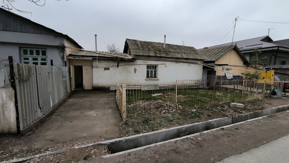 Дом с участком 6 соток в Пскенте, Ташкентская область