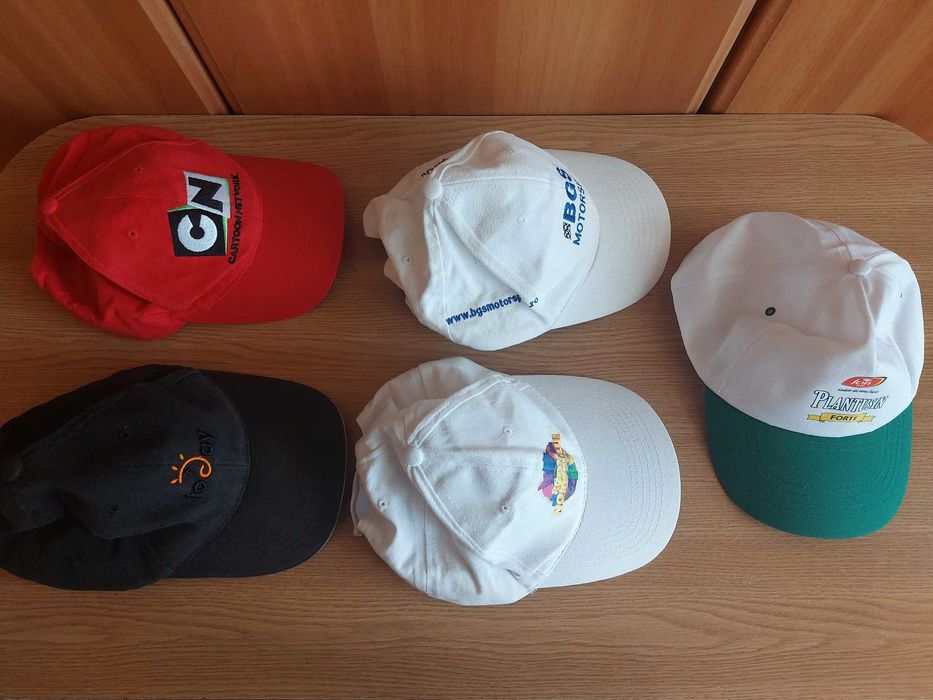 Sepci diferite culori