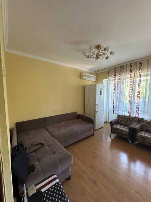 Подселение студенткам