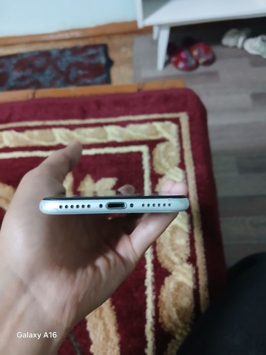 Apple iphone 7. 10dan 7 xollatda