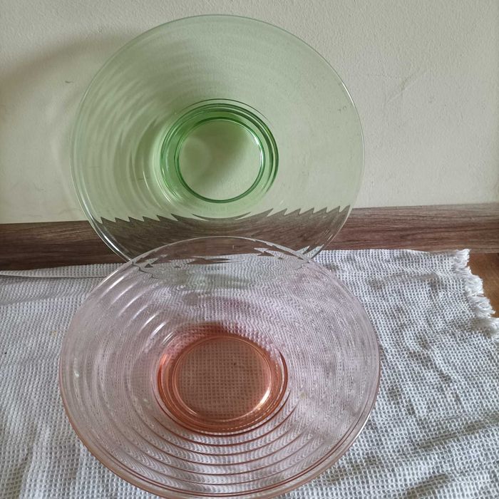 чинии и др.посуда