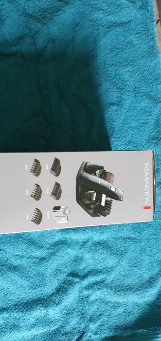 Mașină de tuns,aranjat barba Remington