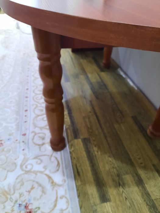 Стол обеденный б/у