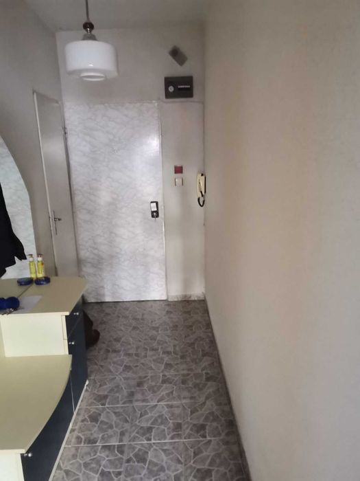 Продава се Тристаен апартамент в Перник, Изток - 89 кв.м за 956 €/кв.м - Снимка #3